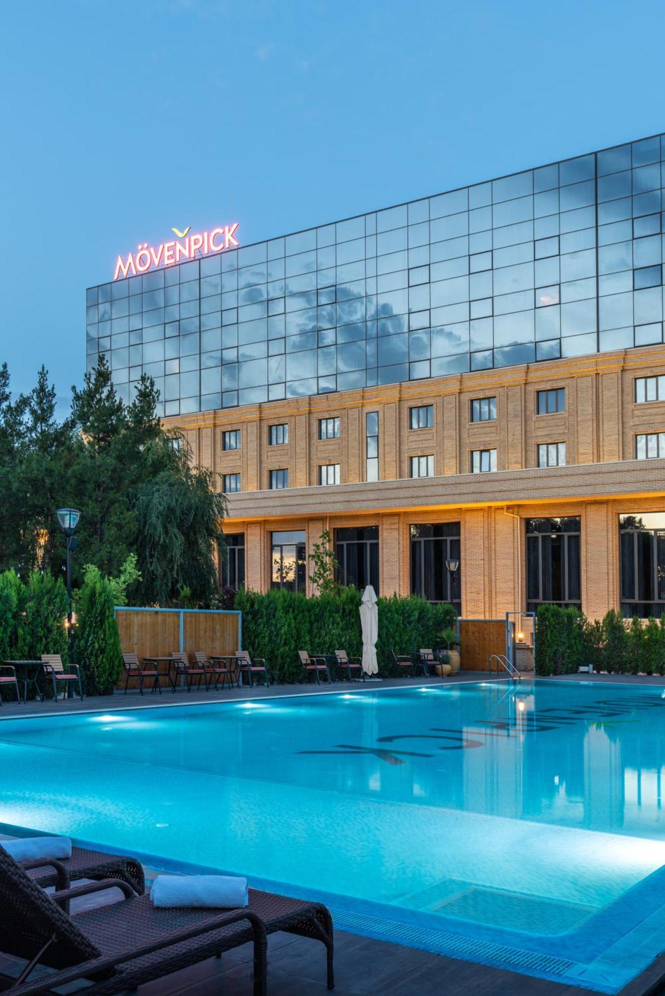 Moevenpick サマルカンド エクステリア 写真